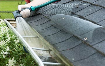Staddlethorpe gutter cleaning costs