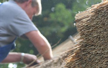 professional Staddlethorpe thatchers